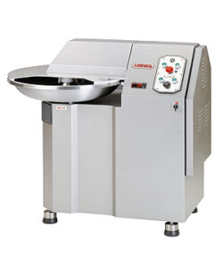 Lynhakker CM-21, Mainca