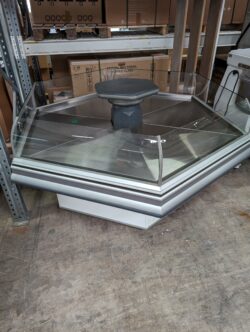 Kølemontre / Impulskøler flot sekskantet model med køl brugt