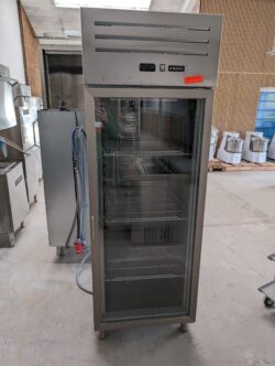 Displaykøleskab BASIC+ 701 demomodel